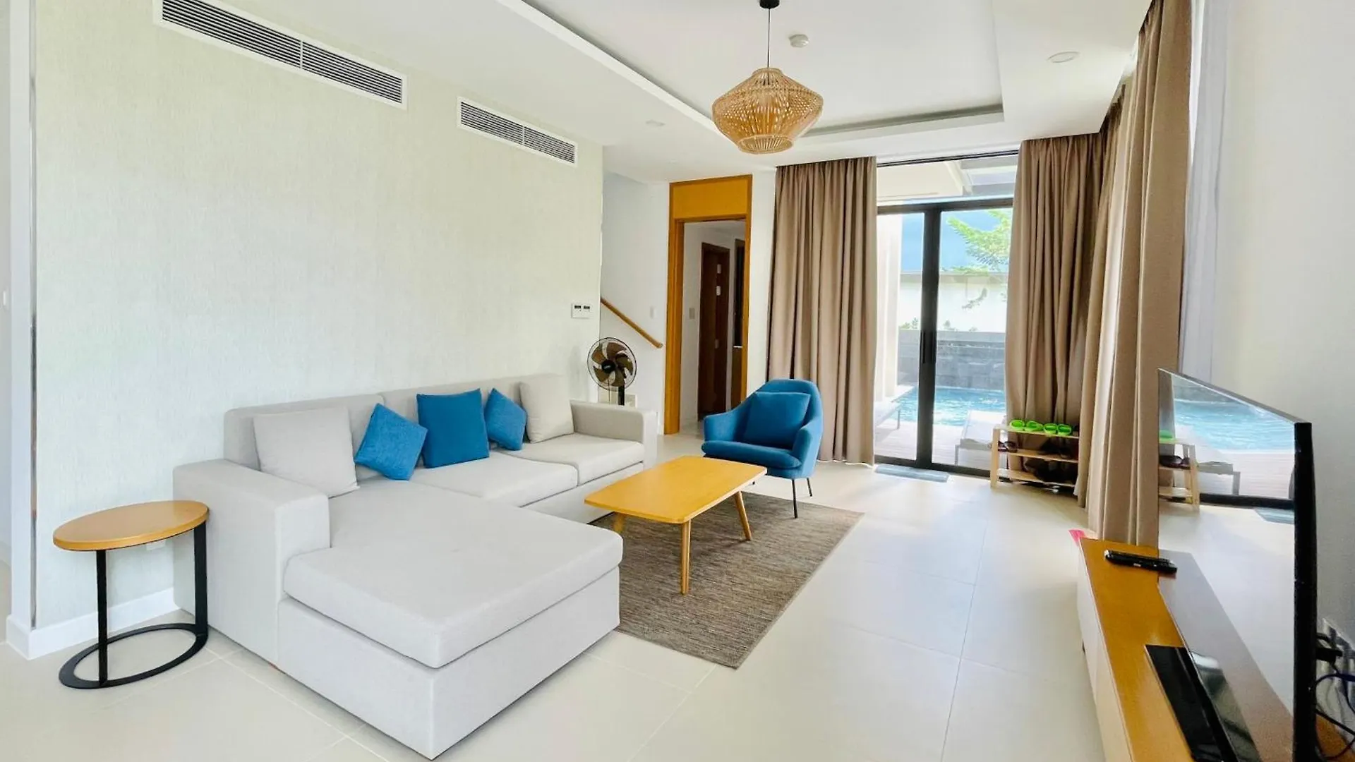 נה טראנג Cam Ranh Villa 0*, נה טראנג